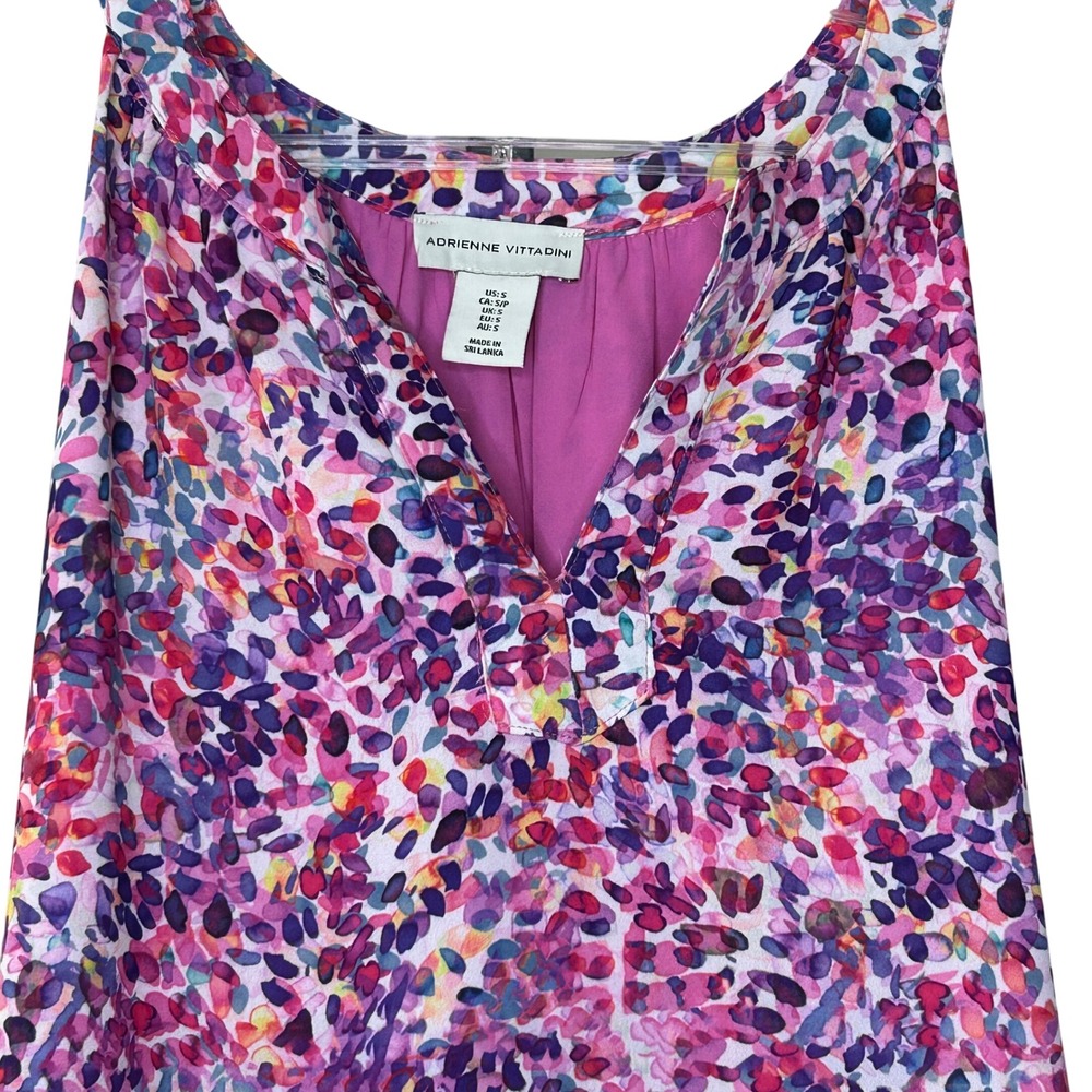 Adrienne Vittadini blouse SMALL Sleeveless Pink Purple Floral V Neck